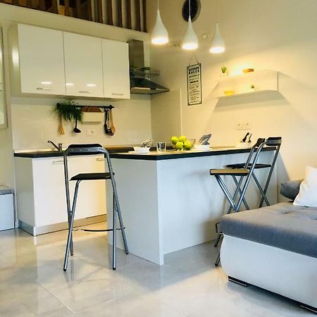 Apartman Govic Umag Eksteriør billede