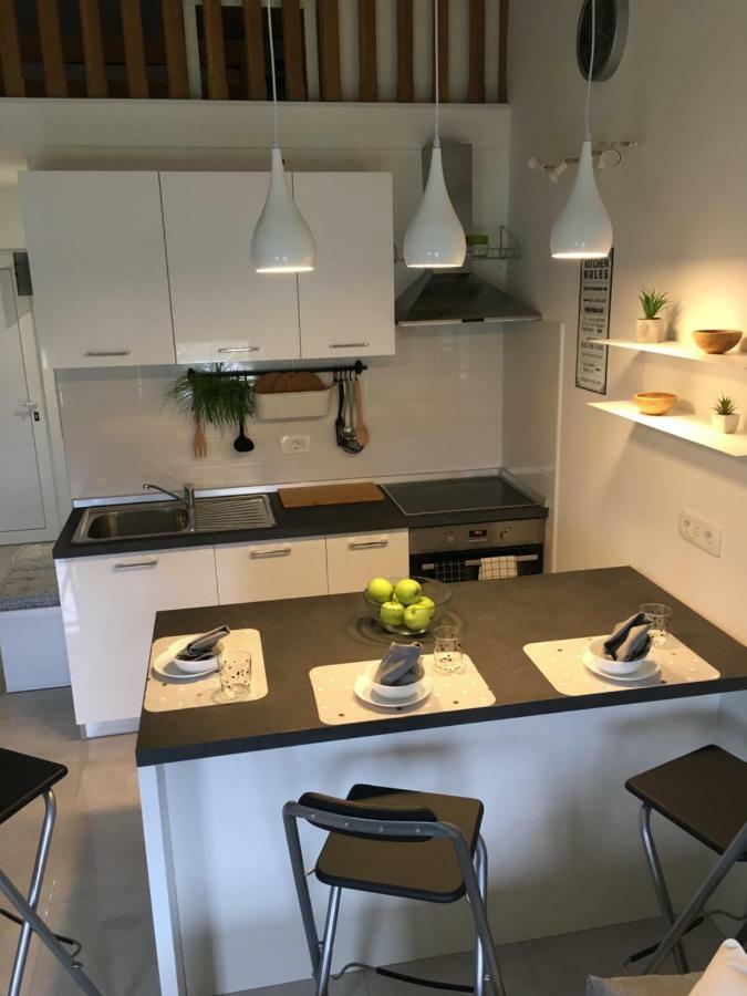 Apartman Govic Umag Eksteriør billede