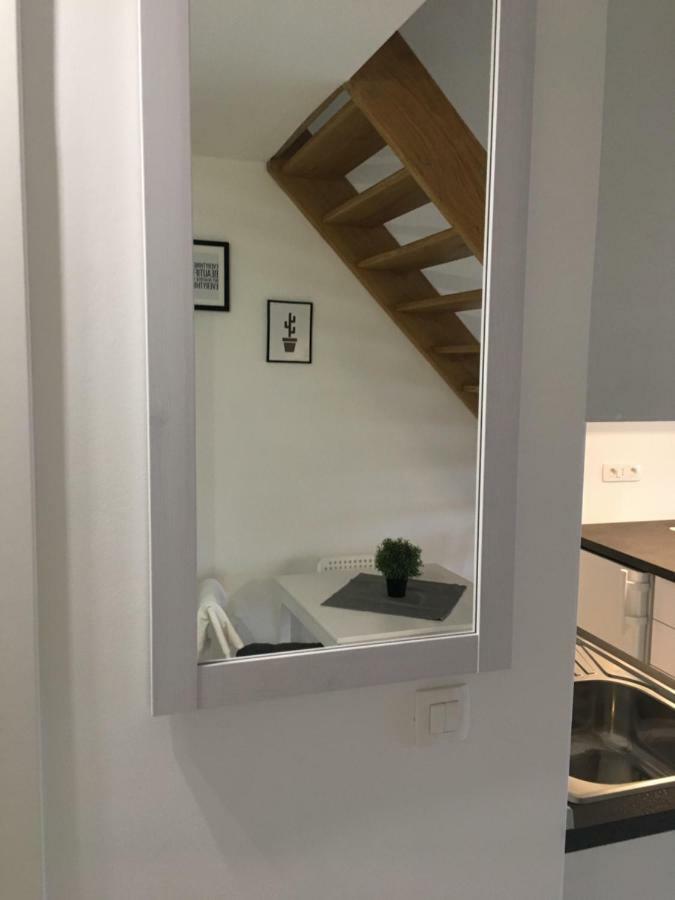 Apartman Govic Umag Eksteriør billede
